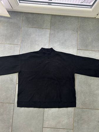 Langärmliger Pullover