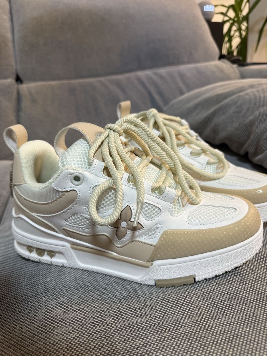 Damenschuhe: Turnschuhe  weiss beige Grösse 39 – Neu (gemäss Beschreibung) aus Emmenbrücke von patric1a