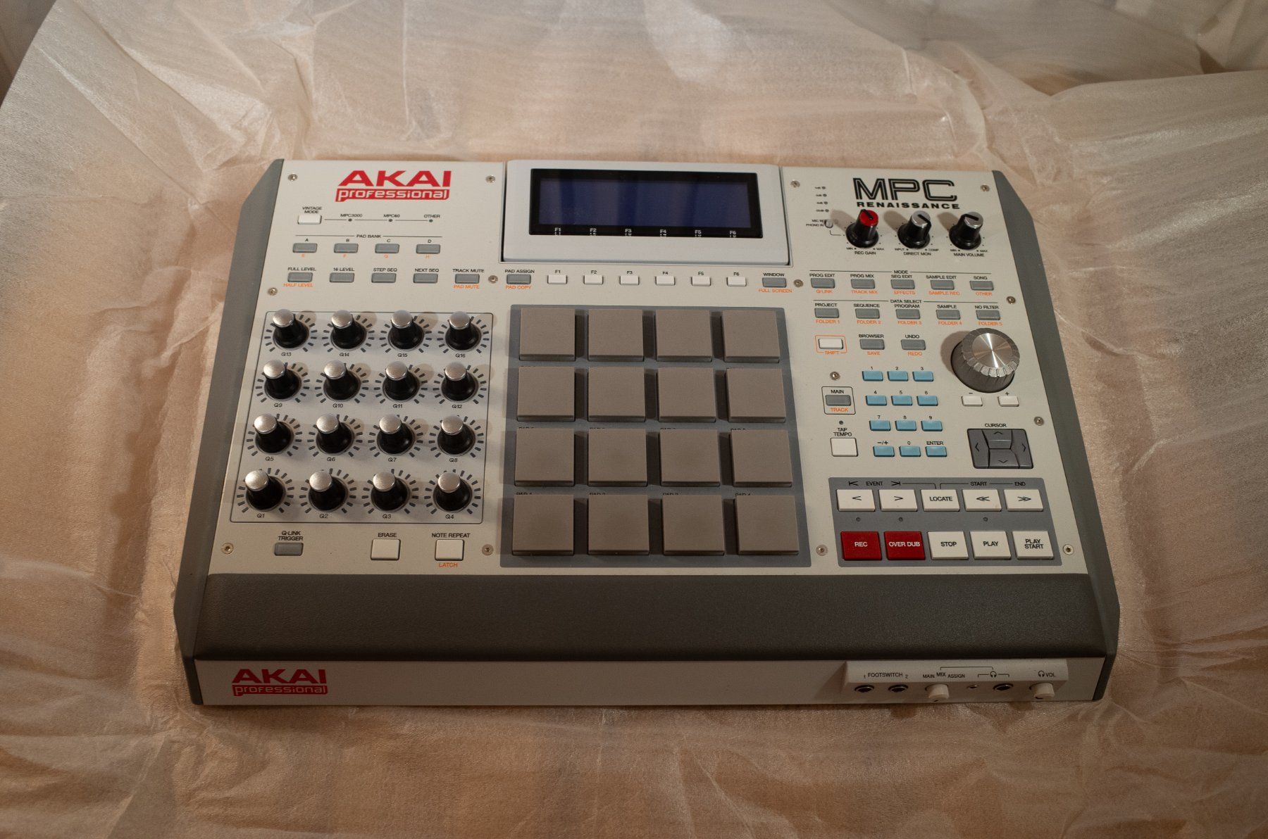 Akai Strumenti musicali: Akai MPC Renaissance – Usato da Wädenswil venduto da SO2