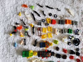 Lego Figuren und Figuren teile 100 Stücke