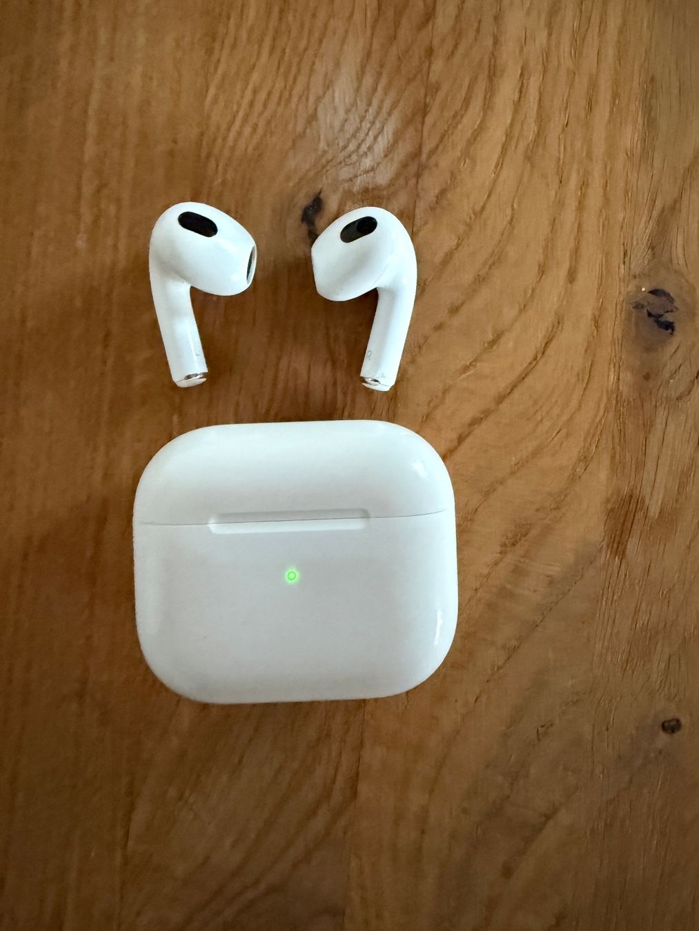 Apple Kopfhörer: APPLE AirPods 3 – Gebraucht aus Lausanne von Nine1982 3