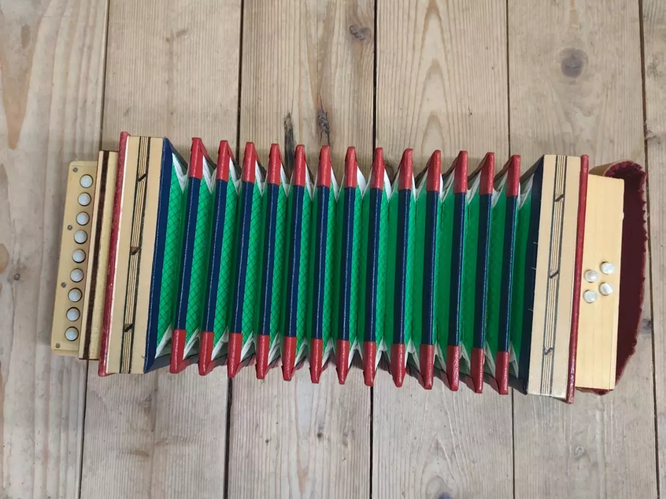 Strumenti musicali: Langnauerli Schwyzerörgeli Handorgel – Usato da Goldswil b. Interlaken venduto da troedlermarkt-goldsw 5