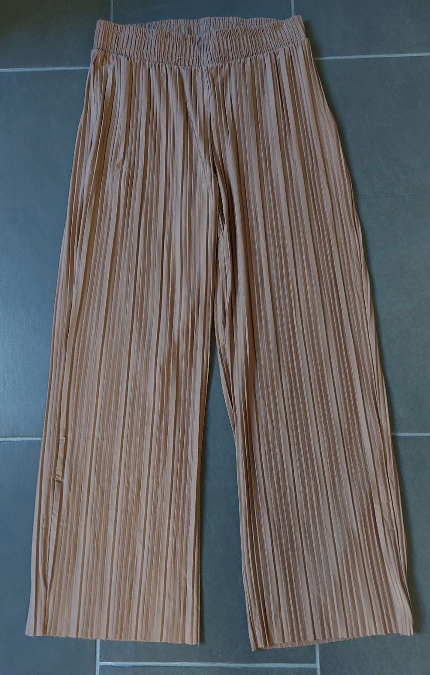 Pantaloni: Neue Trend Sommerhose. Grösse 36-38 – Nuovo (secondo la descrizione) da Balsthal venduto da Trendline55