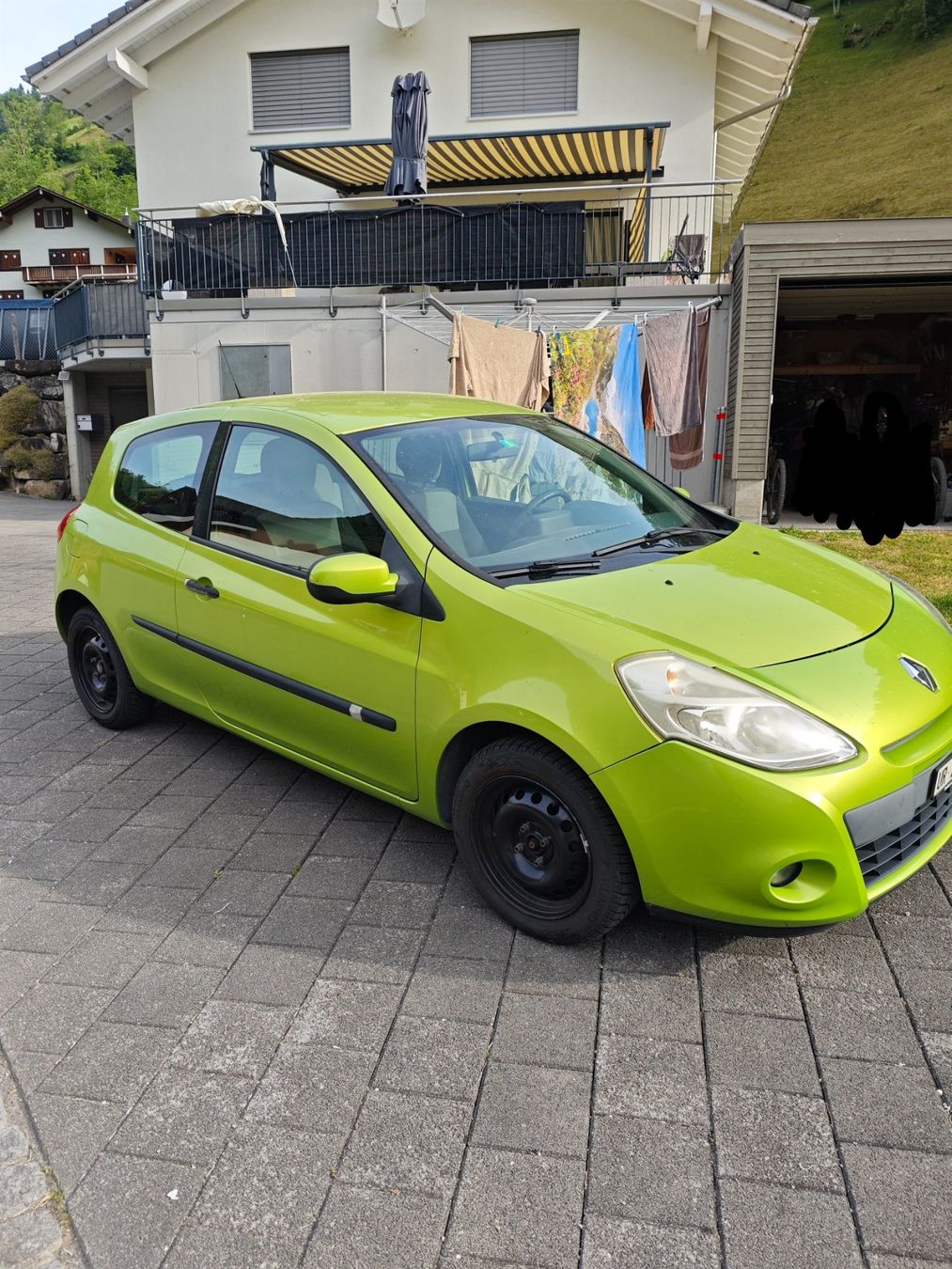 Renault Automobili: Renault Clio – Difettoso da Spiringen venduto da Rege0 7