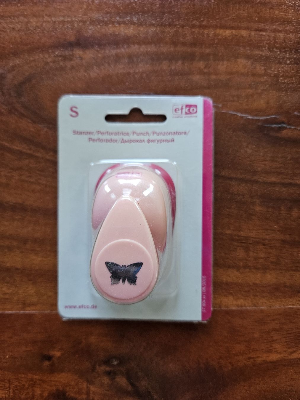 Bastelsets: Stanzer Motiv Hase und Schmetterling Efco – Neu und originalverpackt aus Hergiswil LU von val_58nl 1