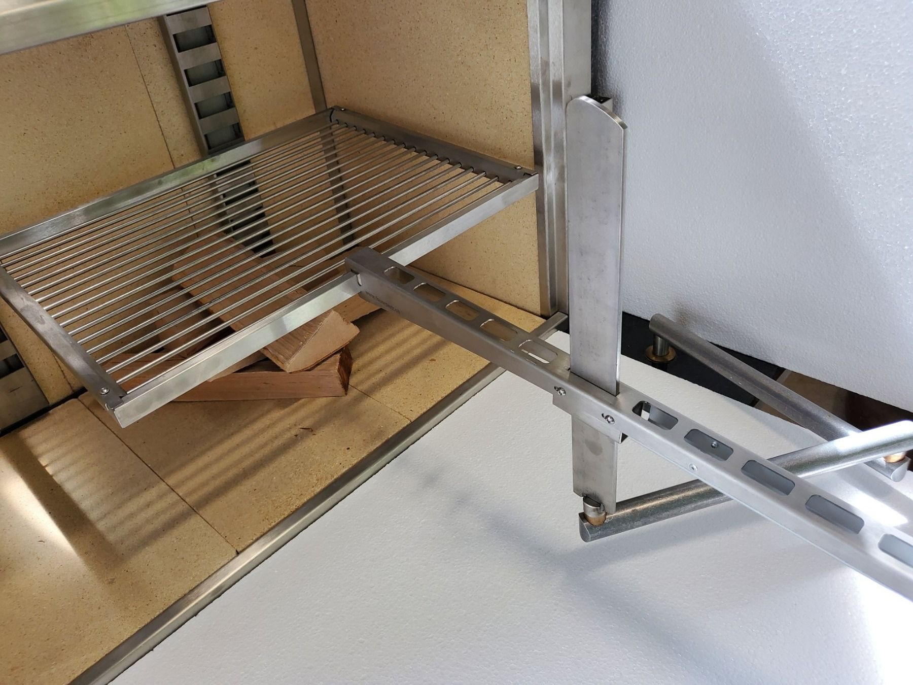 Griglie: Grillrost nach Mass, Grillsystem aus der Schweiz – Nuovo e nell'imballaggio originale da Einsiedeln venduto da Jaeggi-Gartenfeuer 4