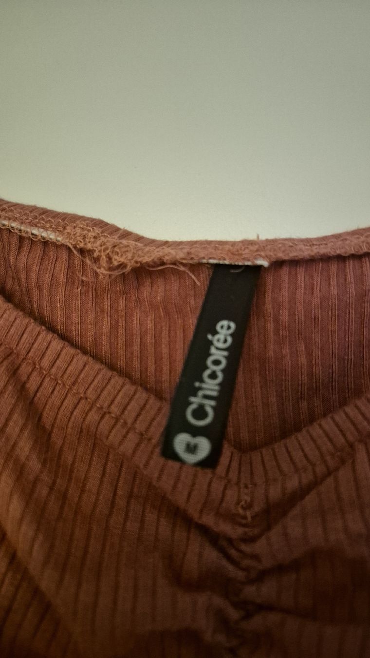 Top: Chicoree Sommer Top, Grösse M, gerippt, terracottafarben – Usato da St. Gallen venduto da justmeeee 1
