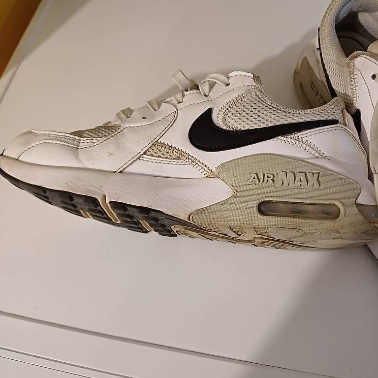 Nike Scarpe da uomo: Nike Air max – Usato da Bex venduto da Sakito