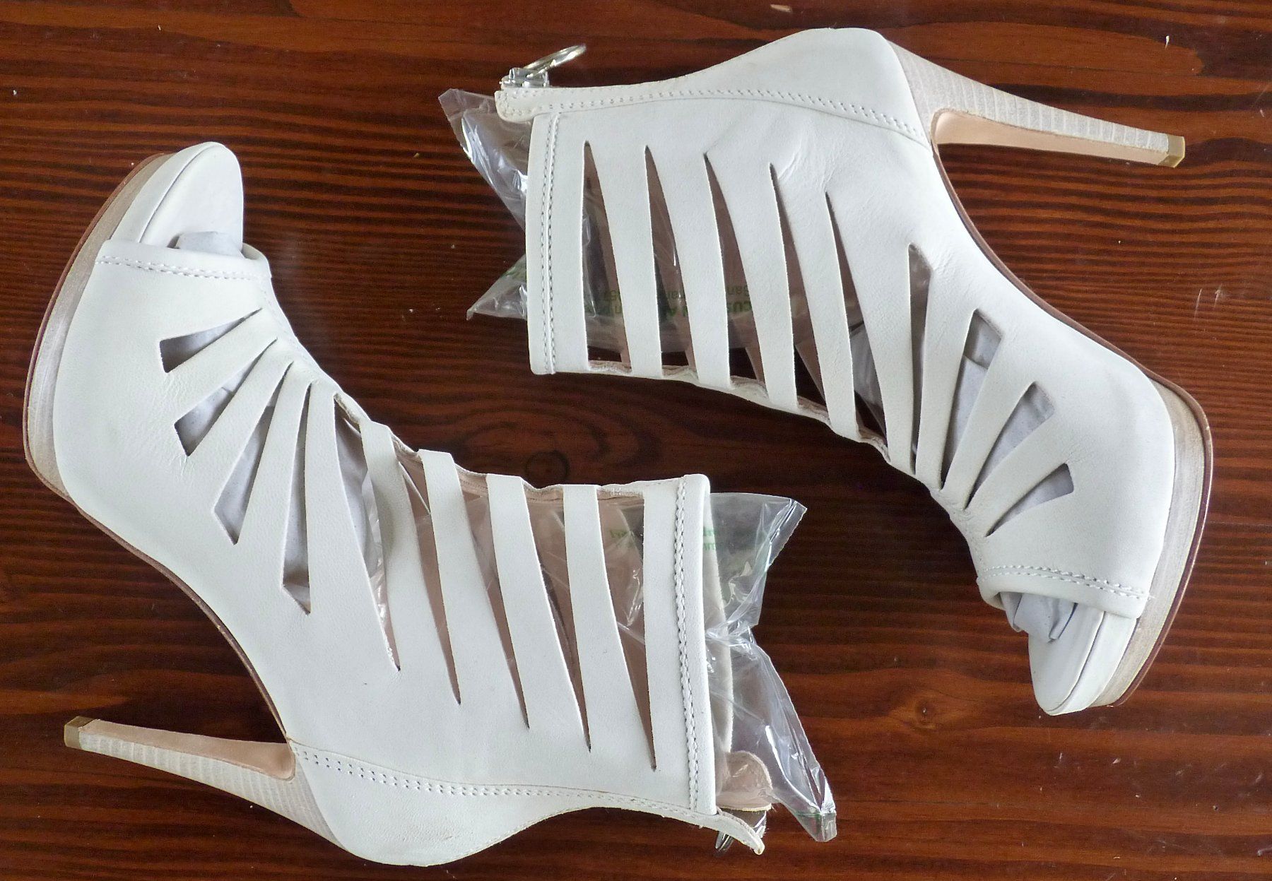 Miss Sixty Damenschuhe: High Heels Miss Sixty  37  Neuves – Neu und originalverpackt aus Sorens von raffiot