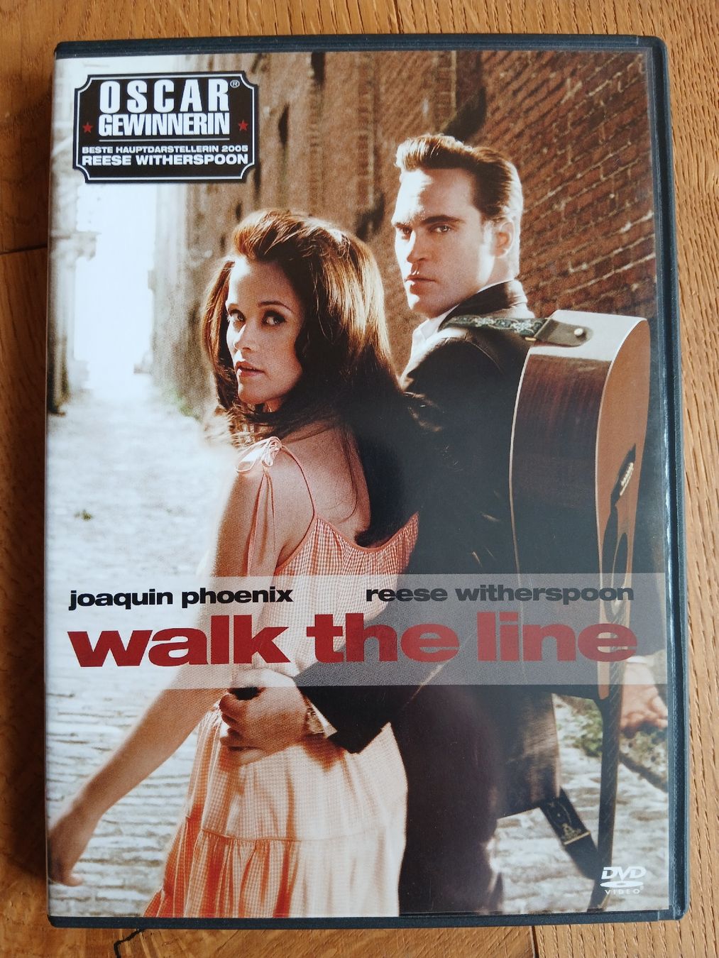 Tutti i DVDs: DVD Walk the Line - Joaquin Phoenix & Reese Witherspoon – Usato da Langendorf venduto da bine9
