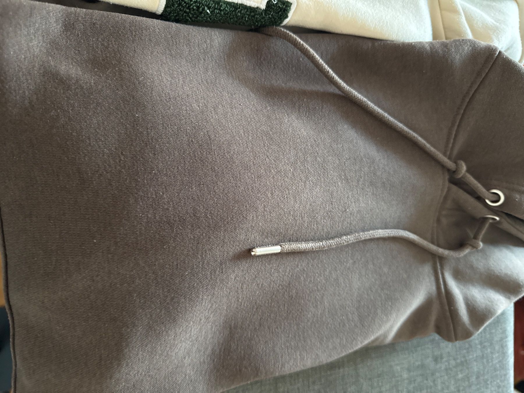 Pull&Bear Lotti di vestiti: 2 Pull&Bear Hoodies Gr. S braun / hellbeige – Usato da Winterthur venduto da britsi 8