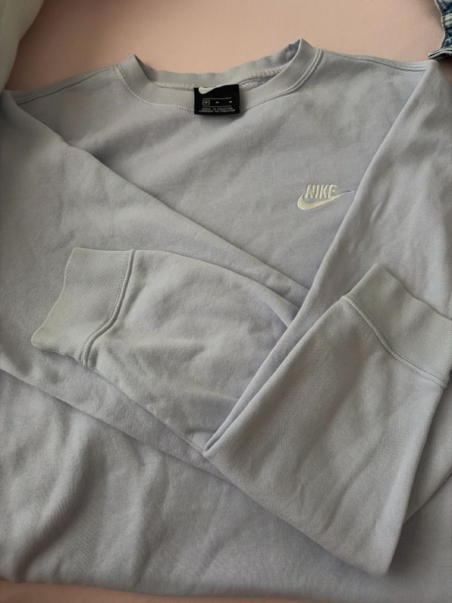 Nike Maglioni & Felpe: Nike Pullover Grösse M guter Zustand – Usato da Volketswil venduto da ene_9dsc
