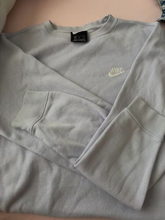 Nike Pullover Grösse M guter Zustand