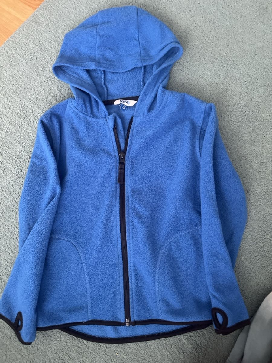 Lotti & Set di vestiti: Kinderbekleidung Jacken Pullover 110/116 – Usato da Bern venduto da Angelika-Kaczoruk 3