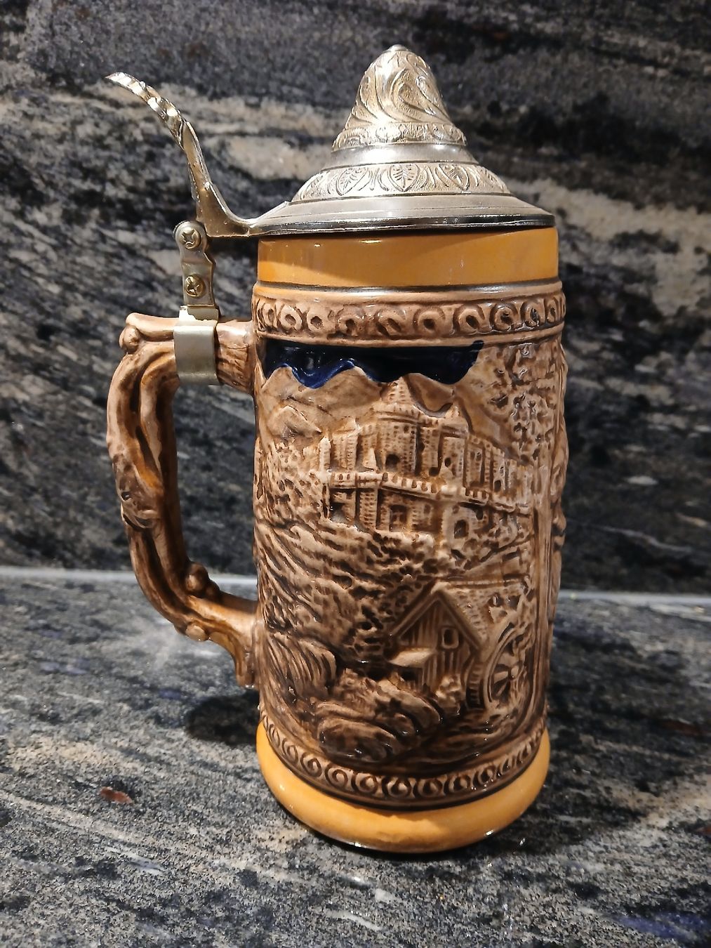 Bicchieri: Schweizer Bierkrug mit Zinndeckel und Kantonswappen, Japan! – Usato da Frasnacht venduto da ale_g288 1