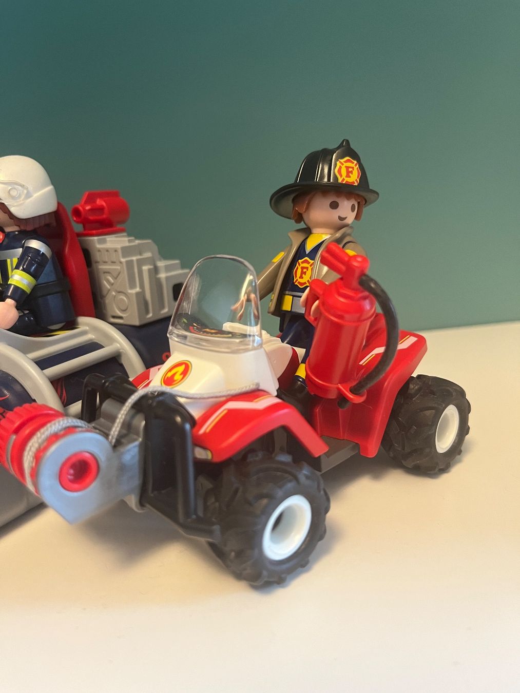 Playmobil Giocattoli: Playmobil, Set mit Feuerwehr, Auto und Boot – Usato da Spiez venduto da Hekjiani 1