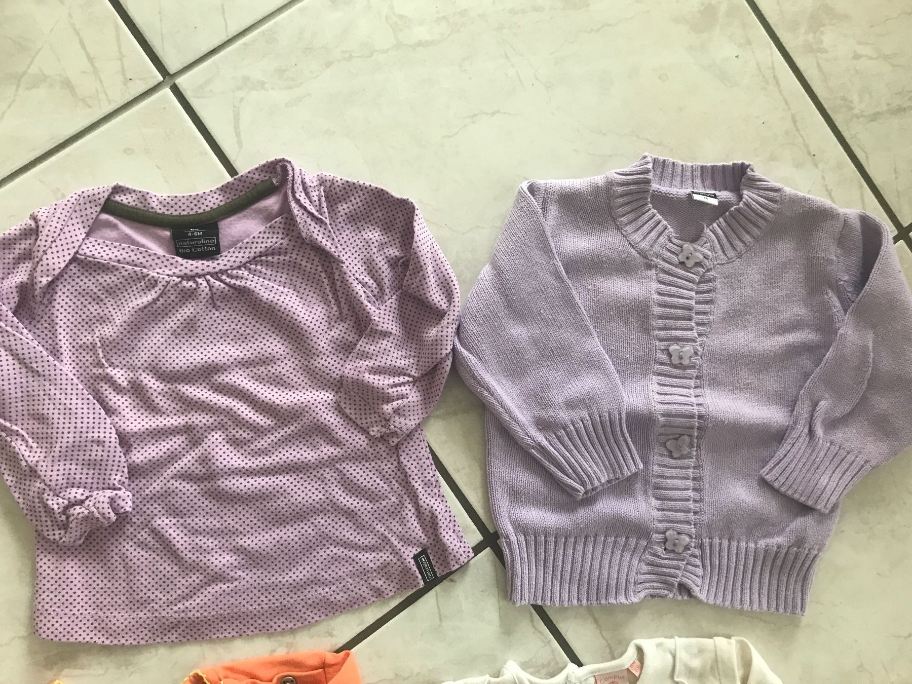 Lotti & Set di vestiti: Kleiderset 7 Teile Grösse 68 – Usato da St.Pantaleon venduto da frodobi 3