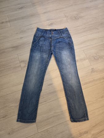 Damen Jeans ONLY W26L32 guter Zustand