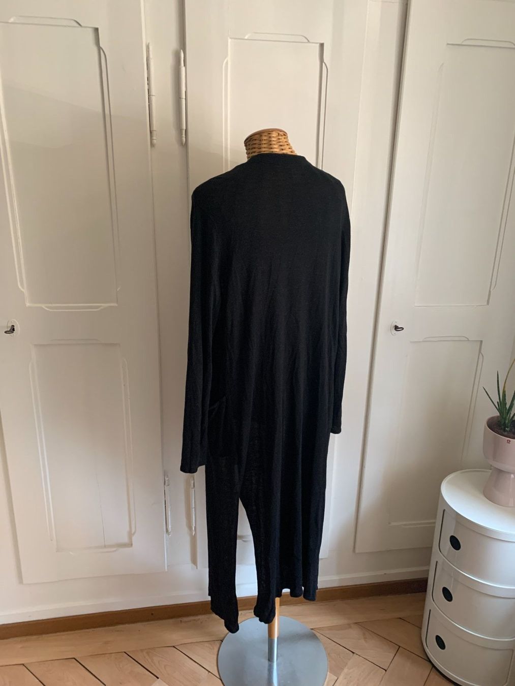H&M Giacche: Feinstrick Jacke schwarz lang - S – Usato da Zürich venduto da Diazaio 3