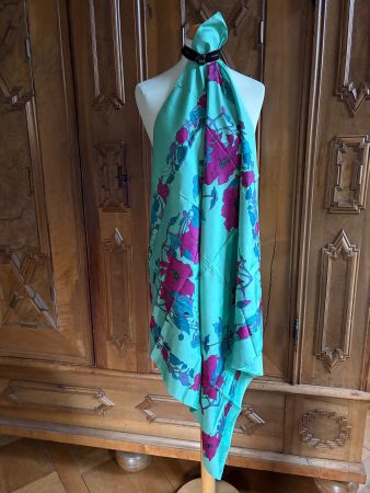 THAI SILK 100 % MADE IN THAILAND Schal Zustand: Neu