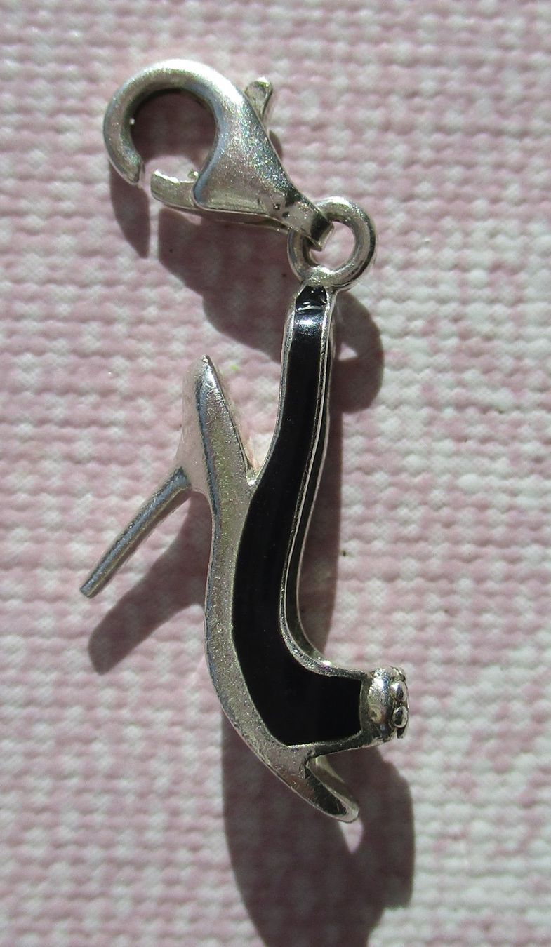 Thomas Sabo Anhänger: THOMAS SABO ANHÄNGER, STERLINGSILBER SCHUH – Gebraucht aus Buochs von lisa010