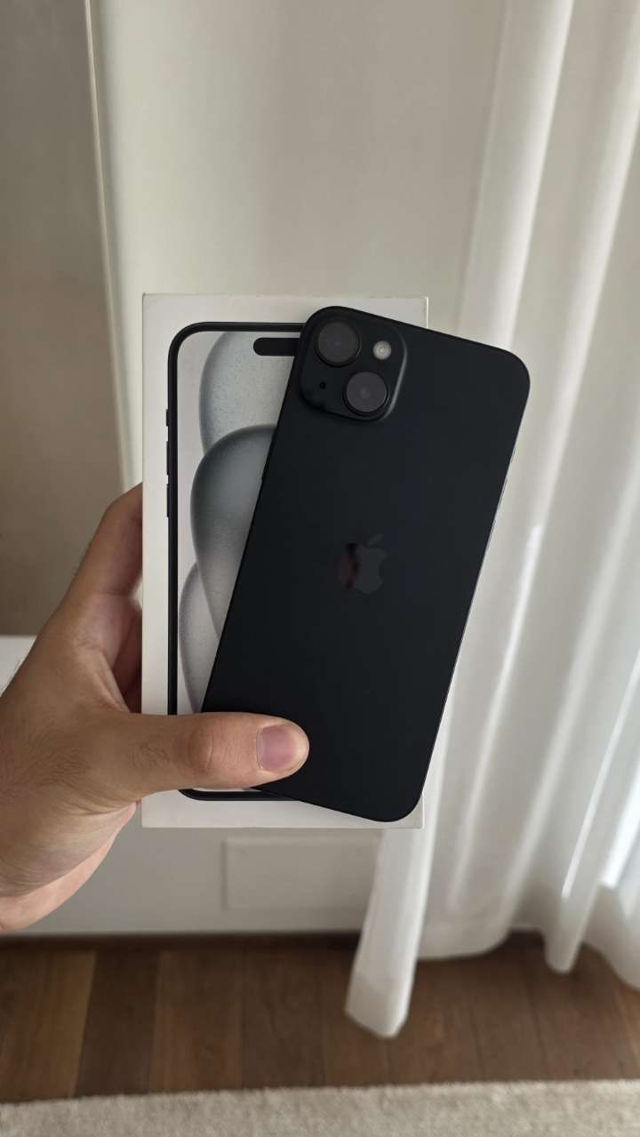 Apple Portables: iPhone 15 Plus – D'occasion à Oberwil BL par yan_26wl 5