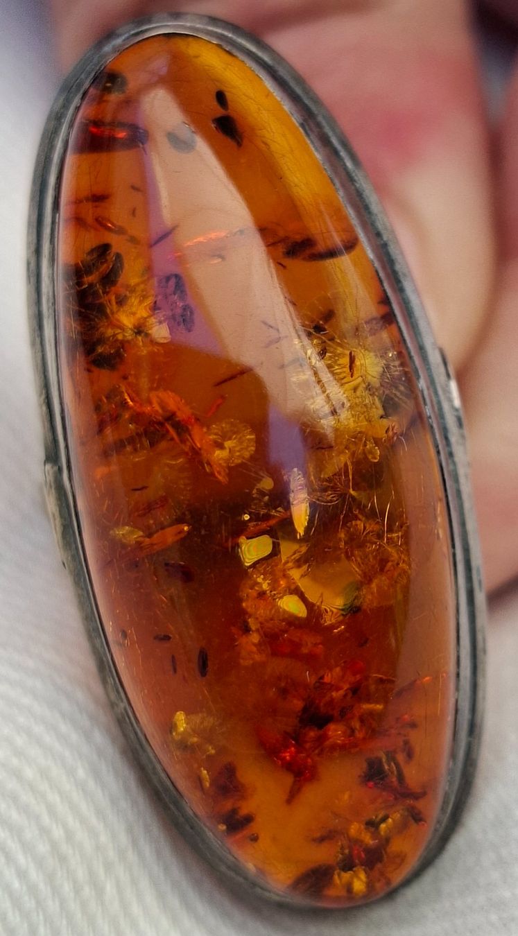 Bagues: Antiker Silber Ring mit Bernstein 925 – D'occasion à st.gallen par mona3
