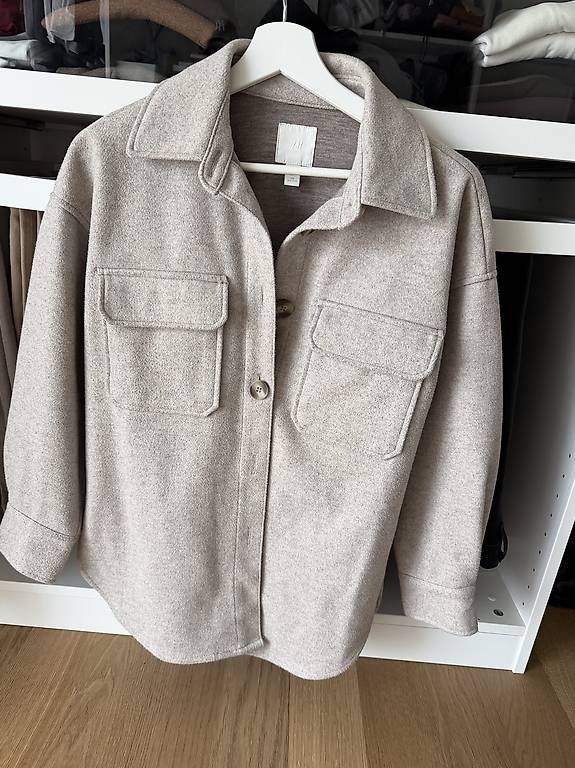 Giacche: H&M Giacca / giacchetto / cardigan – Usato da S. Antonino venduto da gio_q2dl 3