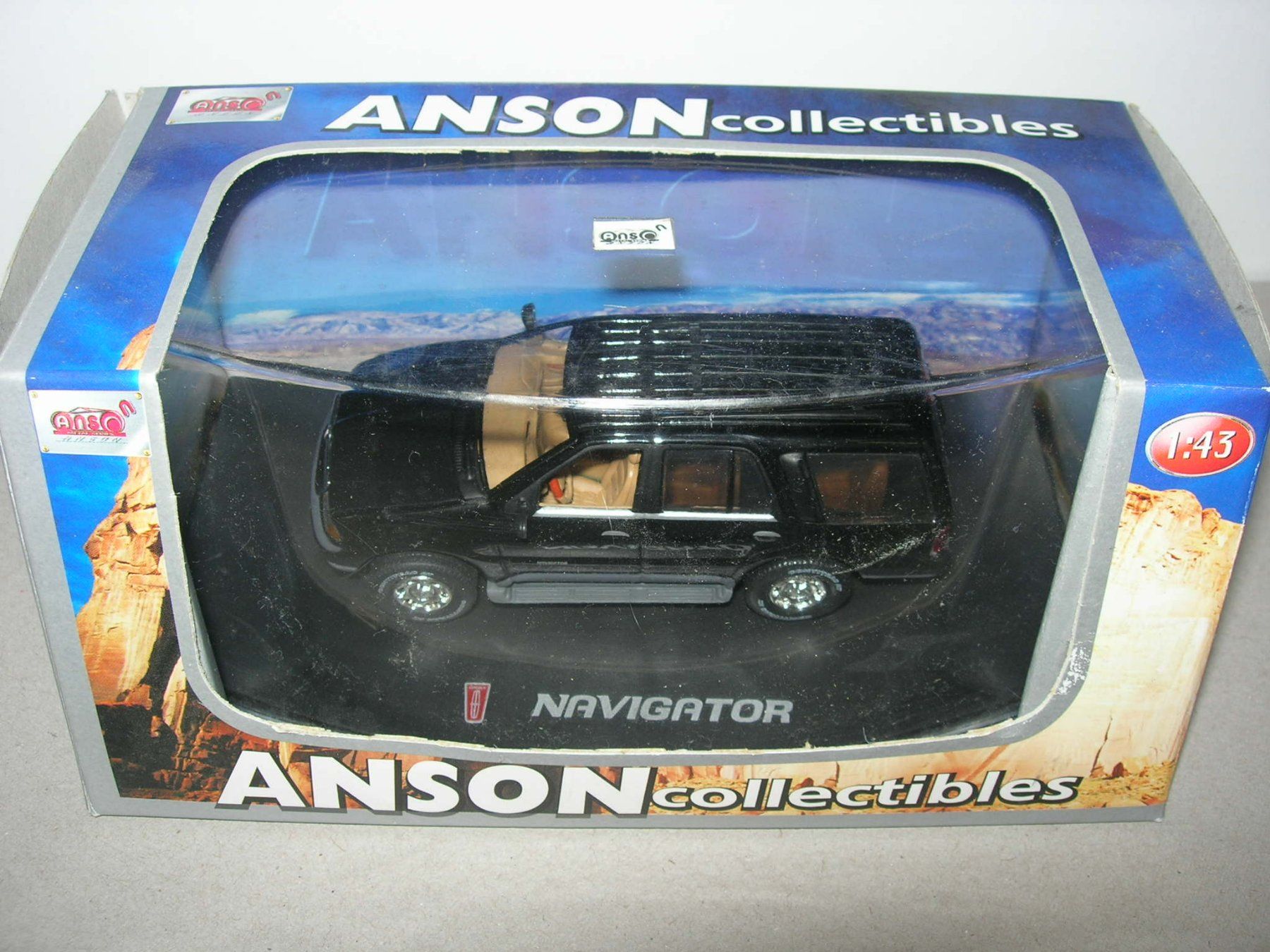 Anson Modellautos: Lincoln Navigator * Anson 1.43 – Neu und originalverpackt aus Hornussen von Amw 8