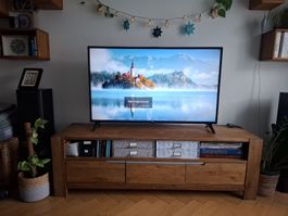  TV-Möbel aus Nussbaumholz – 160 x 50 x 45cm