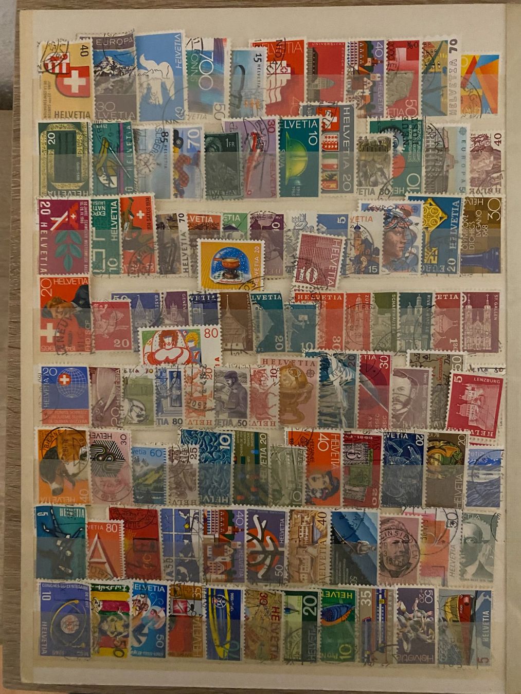 Tous les timbres: Briefmarken Konvolut Schweiz ,100stuck verschiedene – D'occasion à matten b. interlaken par jfran17
