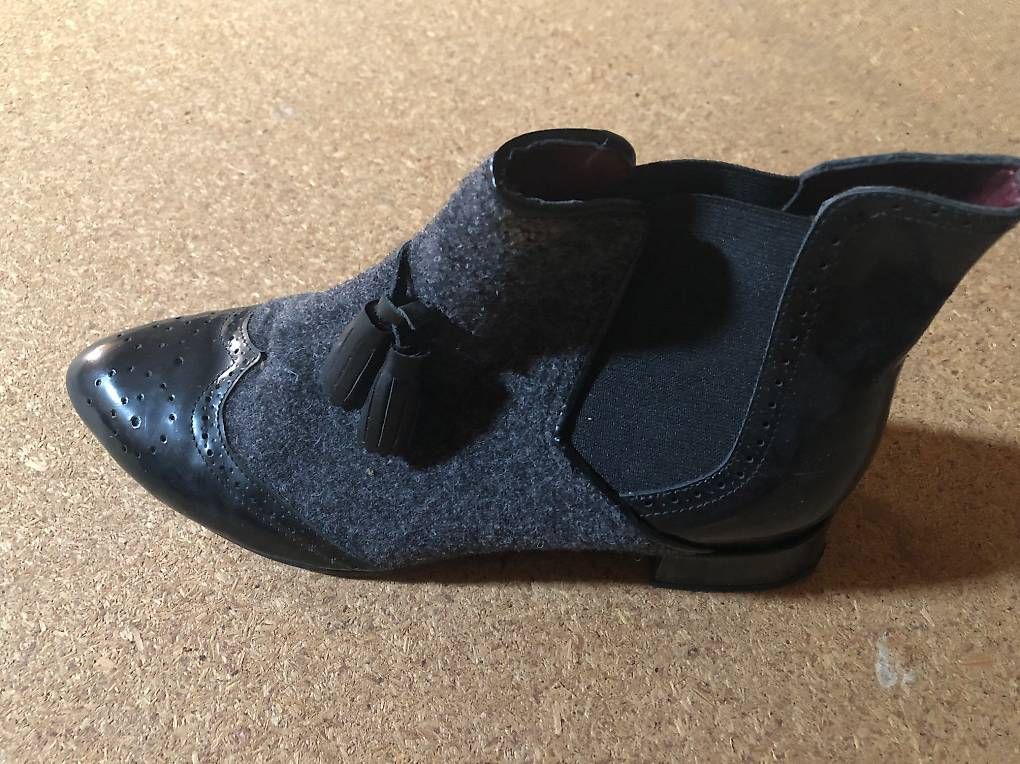 Chaussures femmes: Bottines bi matières – D'occasion à Riex par sie_ngx9 1