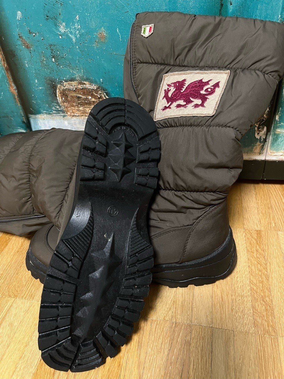 Scarpe da donna: Wasserdichte Damen Boots Grösse 40 – Usato da Zufikon venduto da h_s_8xnb 5