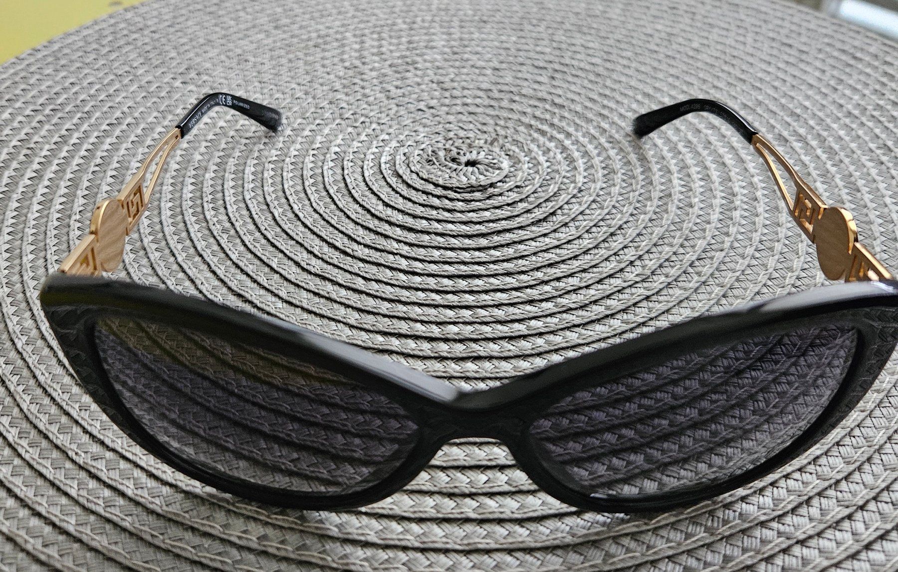 Versace Occhiali & Lenti: Versace Sunglasses Polarized Cat-Eye Black – Usato da Biel/Bienne venduto da ypsillon 5