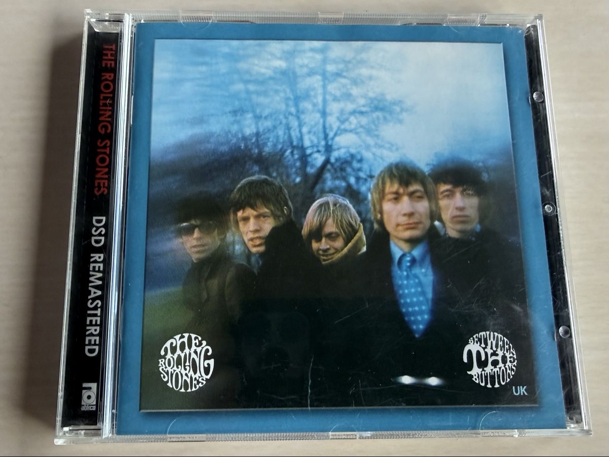 CDs: The Rolling Stones Between The Buttons DSD Remastered CD – Gebraucht aus Oberried Brienz von Chyara