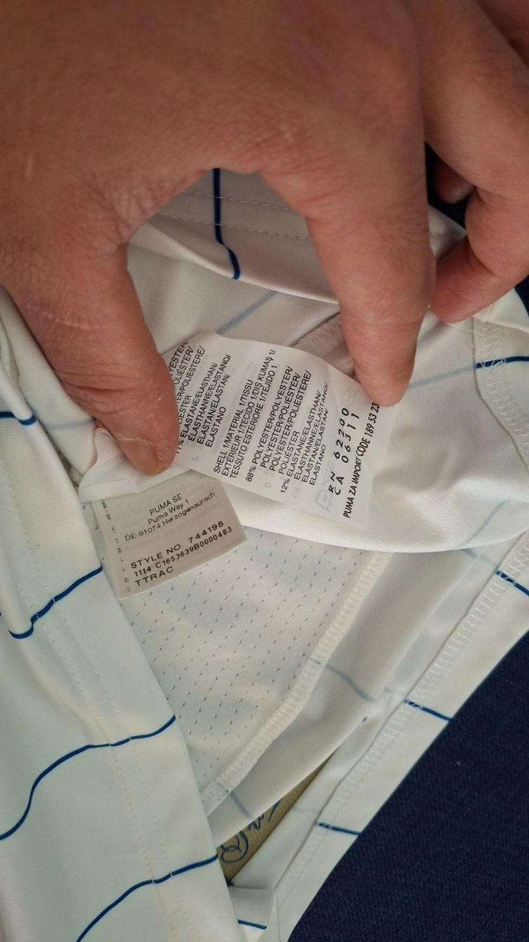 Puma Canottiere & Pantaloni: Italie maillot player version 2014 world cup – Usato da Yverdon-les-Bains venduto da flo_8fgr 4