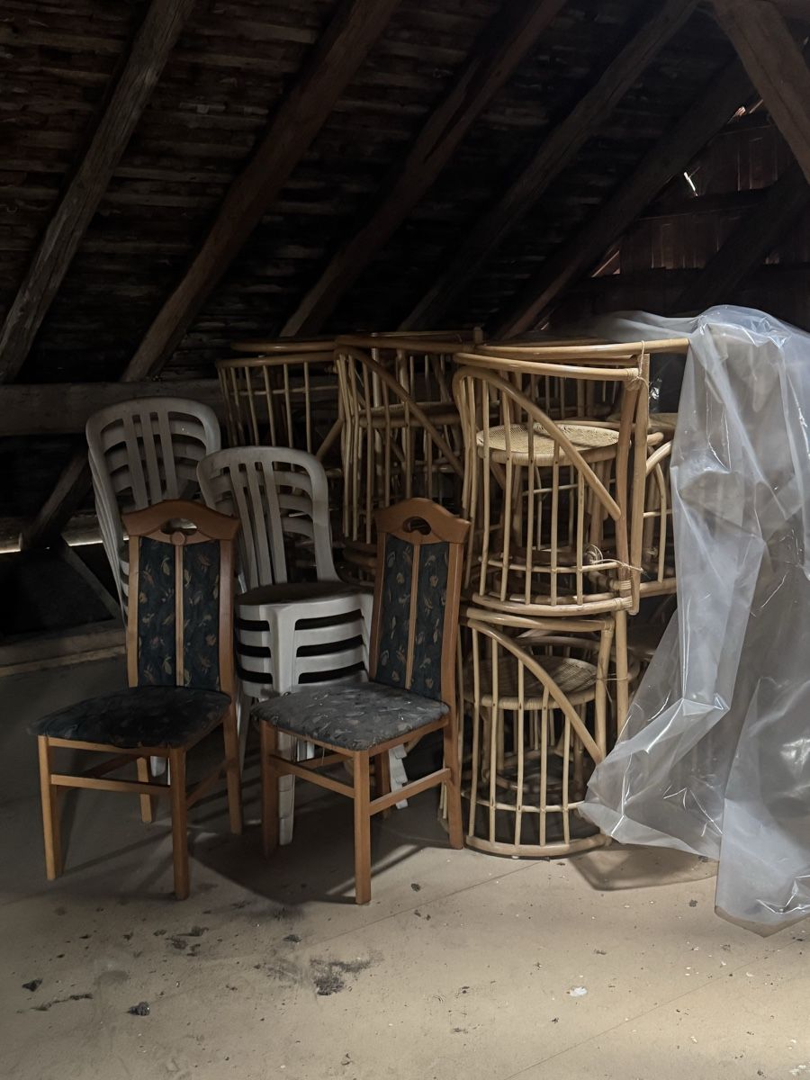 Sedie: Lot de chaises – Difettoso da Cerniaz VD venduto da Julien.f 1