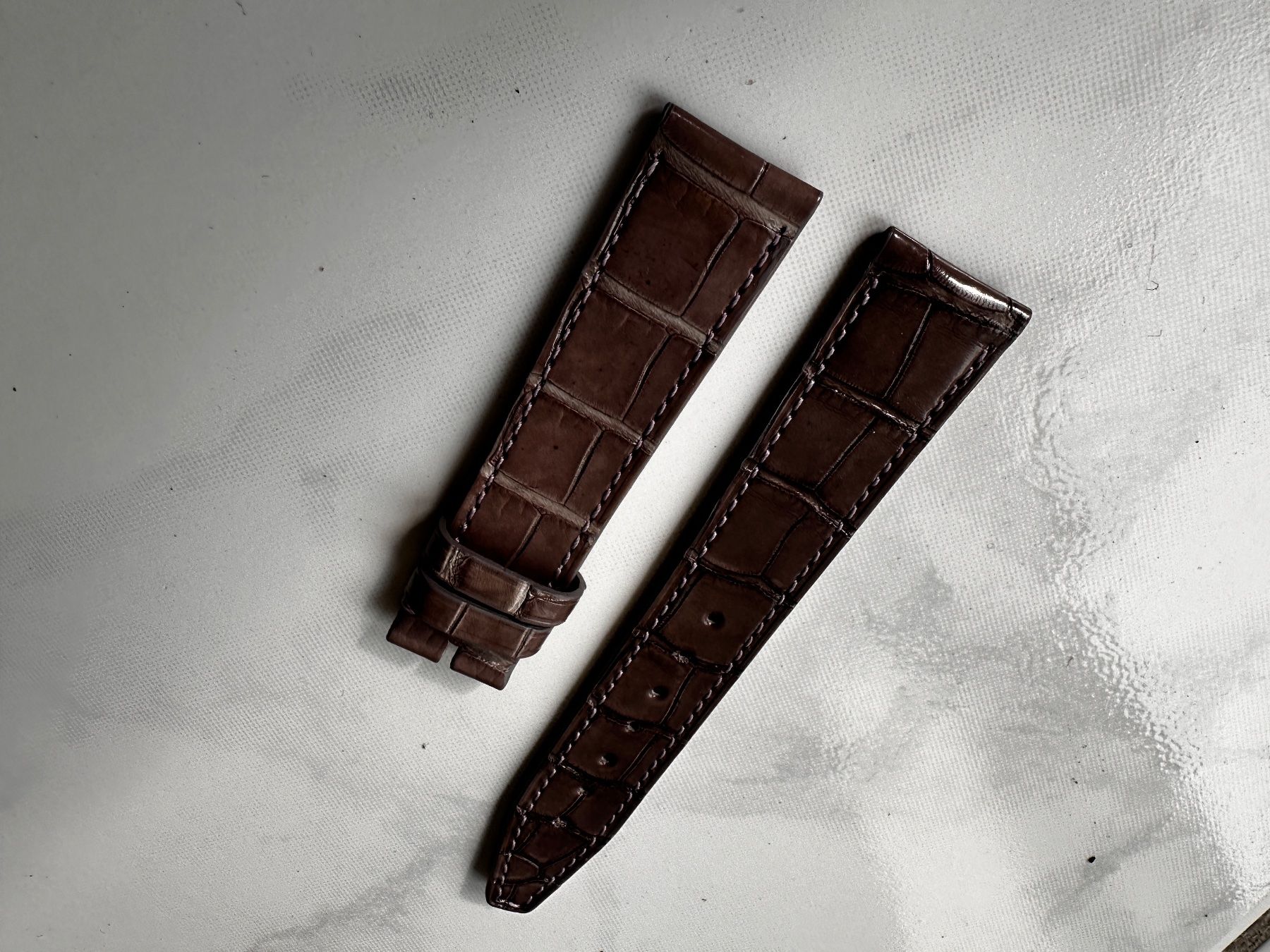IWC Armbänder & -reifen: IWC Krokodilleder Armband – Gebraucht aus Neunkirch von internet-shop 1