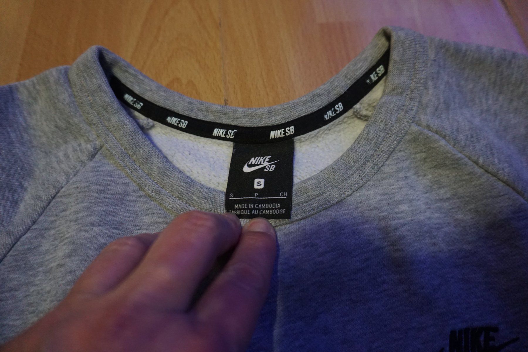 Nike Maglioni & Felpe: Nike SB Pullover/Sweatshirt Grau, Grösse S – Usato da Zürich venduto da einalemjena 2