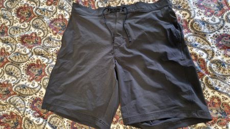 Schwarze Bade-/Sportshorts