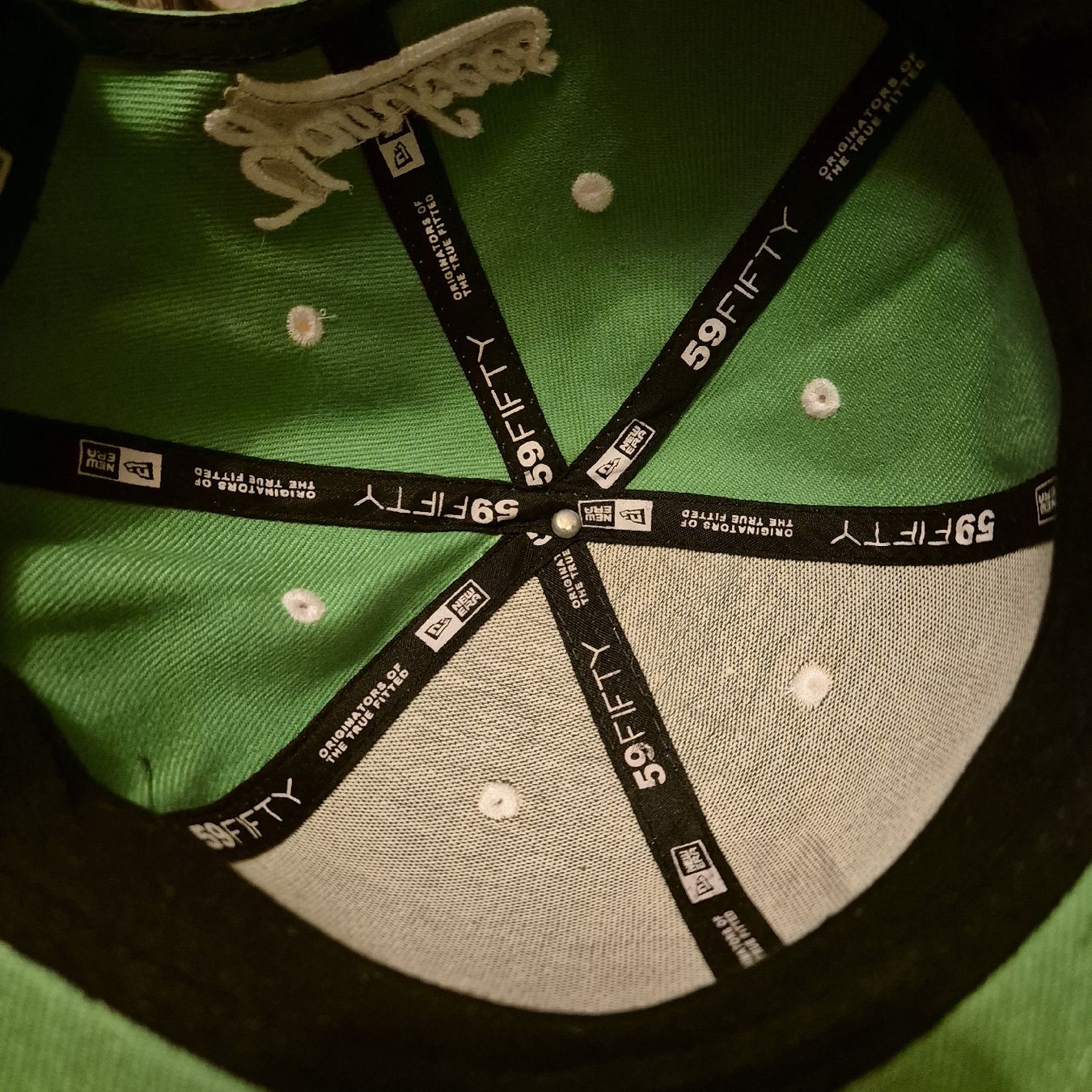 New Era Chapeaux, bonnets & casquettes: Cappellino New Era 7 1/4 – Neuf (Voir description) à Rancate par sarah357 3