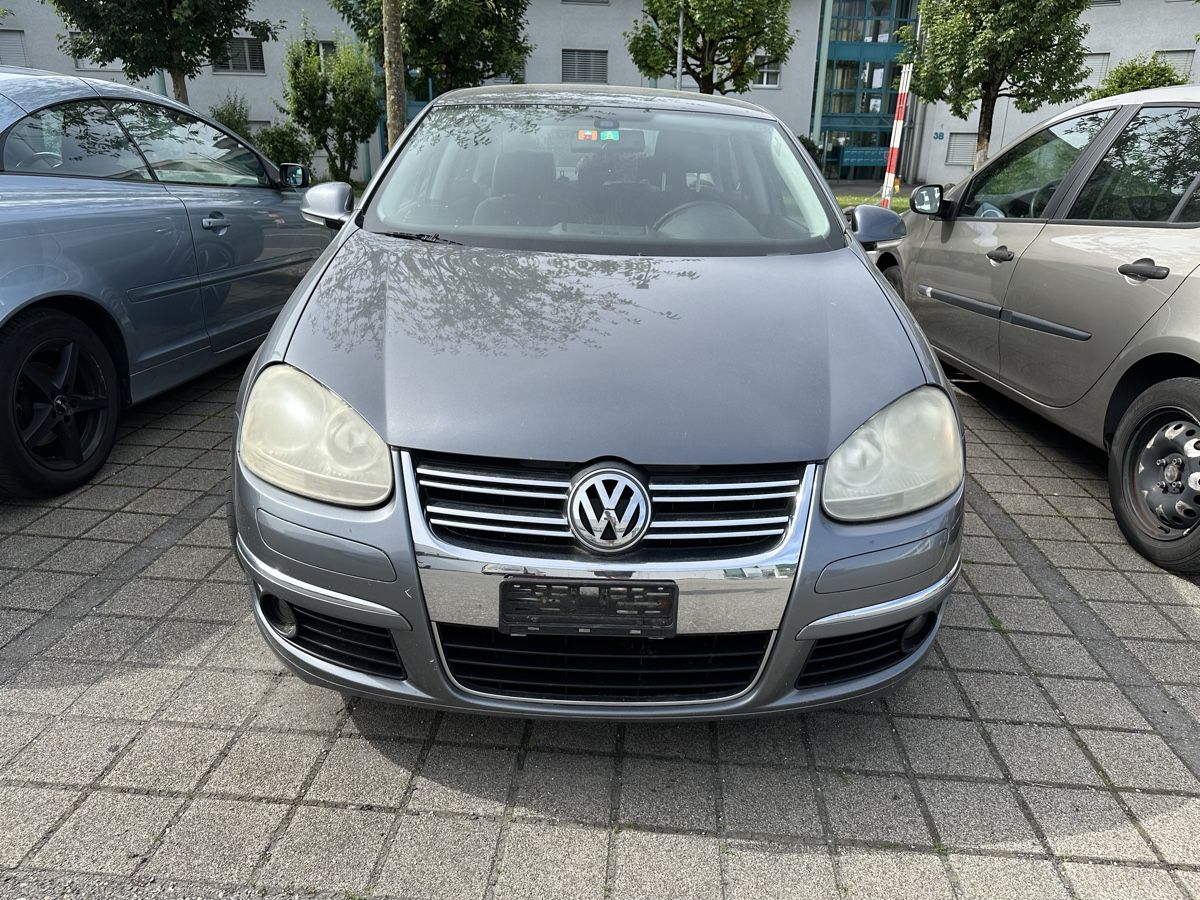 VW Autos: Vw Jetta 2.0T – Defekt aus Bellach von mpa_jjm5 1