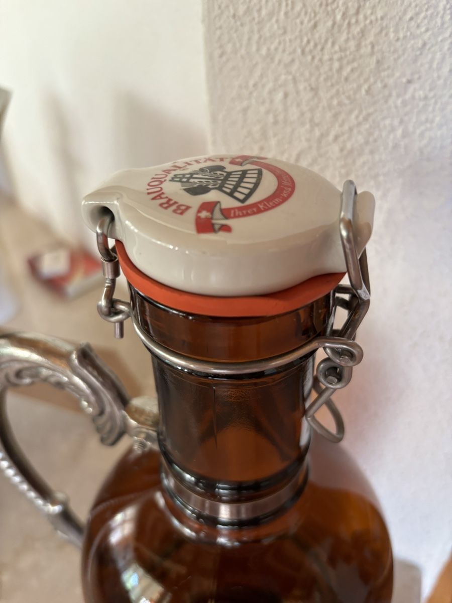 Gläser, Krüge & Flaschen: Weinfelder Bier – Gebraucht aus gräslikon von Autoking 5