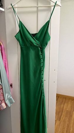 Elegante und sommerliche Kleid 