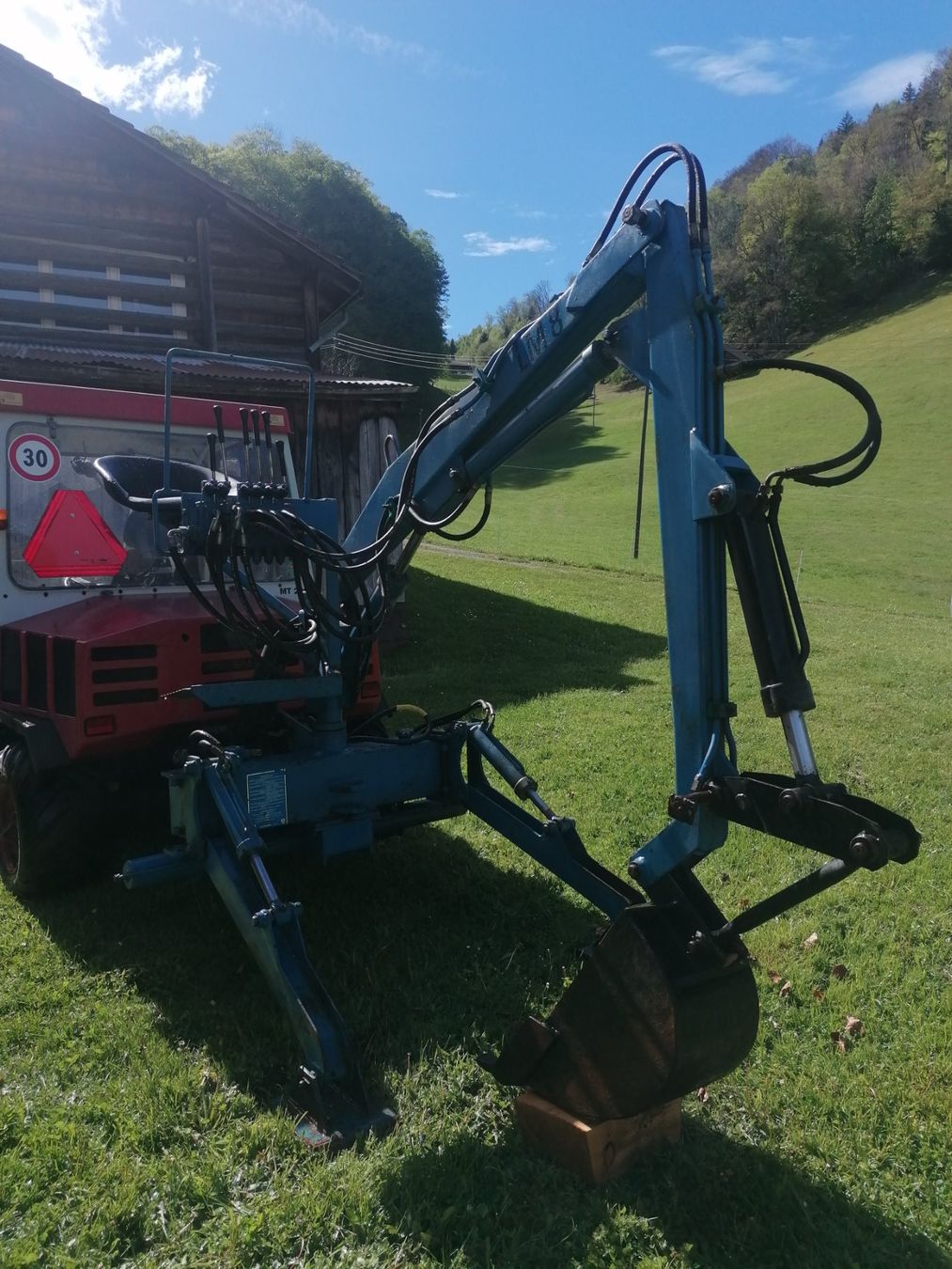 Tutte le macchine: Mistkran, Bagger – Usato da Flumserberg Bergh venduto da rowifl 1