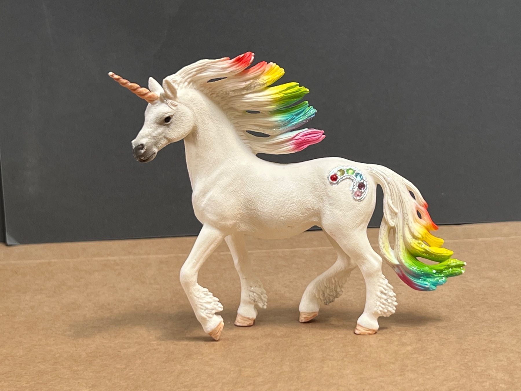 Schleich Statuette: Schleich Regenbogeneinhorn Einhorn Regenbogen – Usato da Ennetbaden venduto da mapa05 1