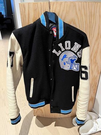 Detroit Lions varsity jacket -  Beverly Hills Cop