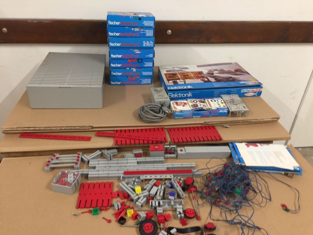 VINTAGE FISCHERTECHNIK GROSSE LOT (Gebraucht) in für CHF 200 – mit ...
