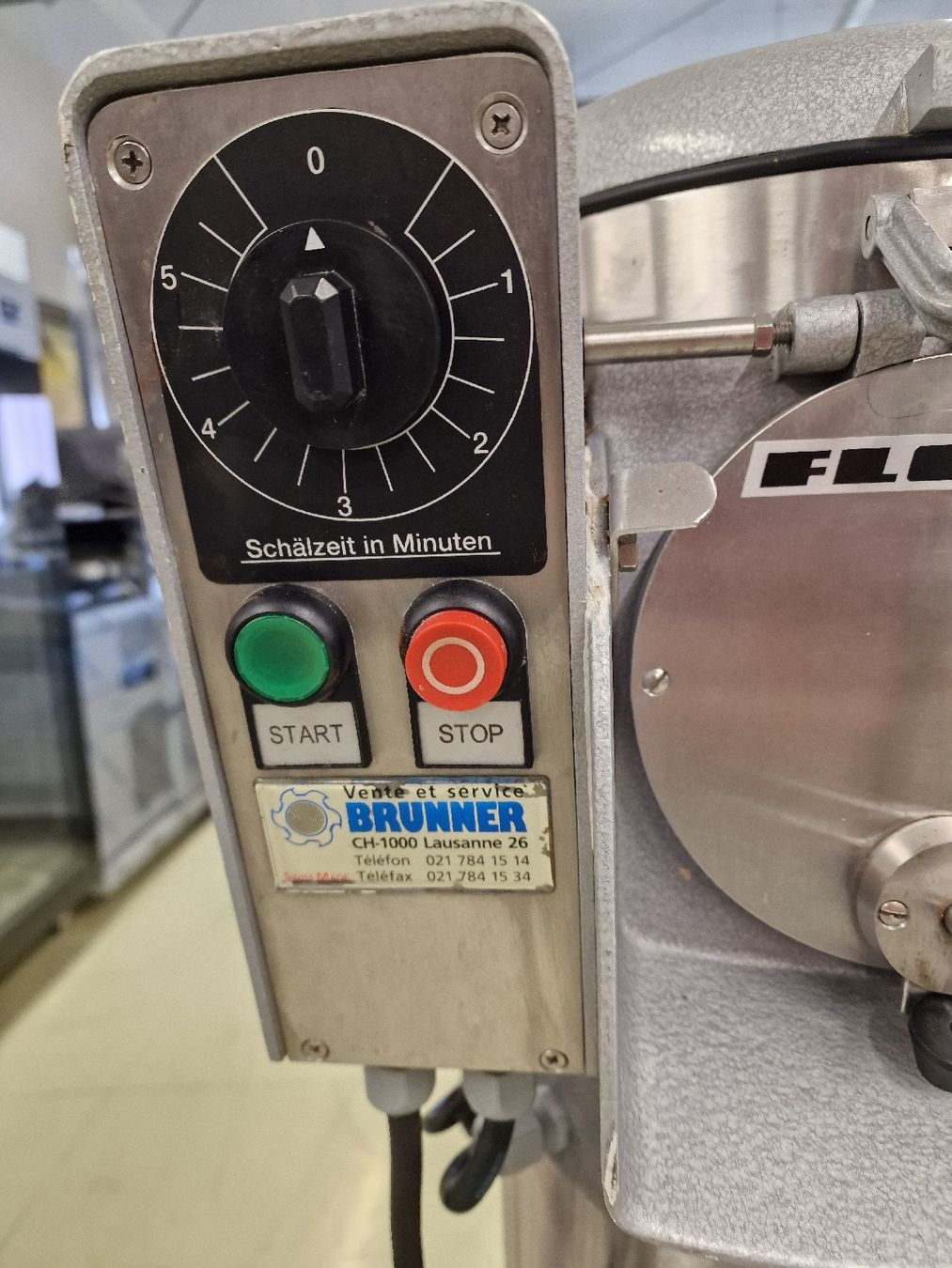 Brunner Anliker Elettrodomestici da cucina: Brunner  Kartofelschälmaschine – Usato da Niederwangen BE venduto da HasGastrobedarf 6