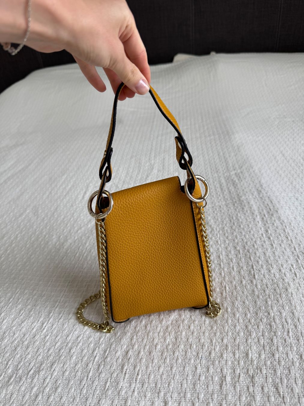 Taschen für Damen: Mini Tasche – Gebraucht aus Goldau von pflanzly 1